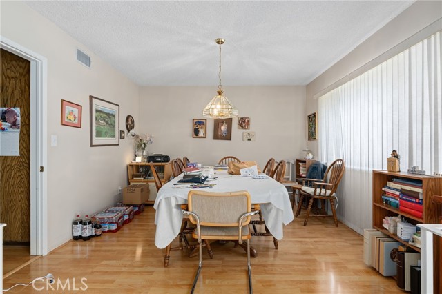 Detail Gallery Image 13 of 22 For 18937 Olympia, Porter Ranch,  CA 91326 - 4 Beds | 2/1 Baths