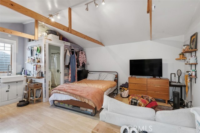 Detail Gallery Image 29 of 35 For 222 S Broadway, Redondo Beach,  CA 90277 - 2 Beds | 1 Baths