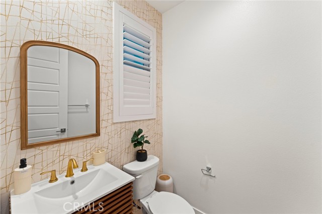 Detail Gallery Image 16 of 65 For 127 Restore, Irvine,  CA 92618 - 4 Beds | 3 Baths