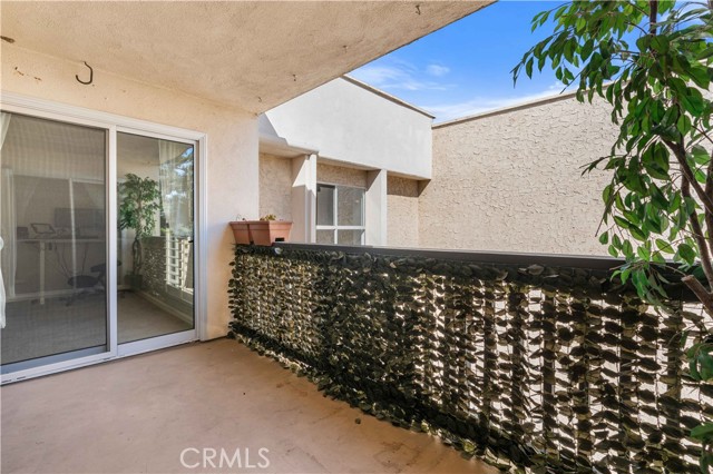 5301 Raintree, 301 photo 16
