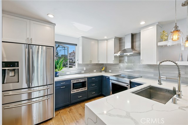 Detail Gallery Image 7 of 41 For 3512 Pacific Ave #2,  Los Angeles,  CA 90292 - 2 Beds | 2 Baths