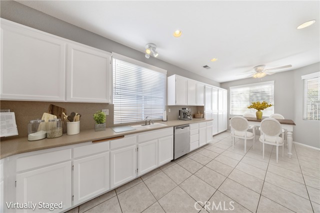 Detail Gallery Image 11 of 59 For 40146 Colony Drive, Murrieta,  CA 92562 - 3 Beds | 2/1 Baths