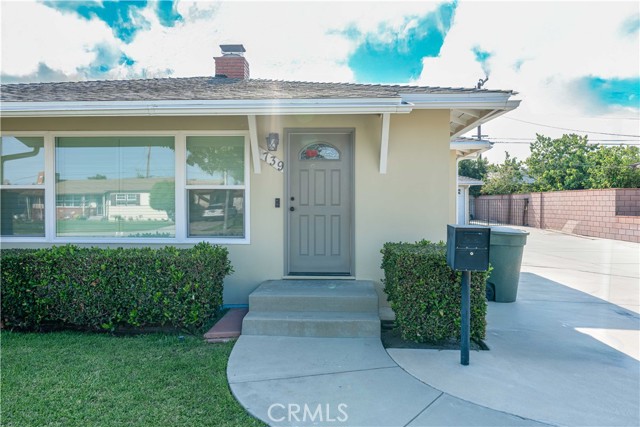 739 N Foxdale Avenue, West Covina CA: https://media.crmls.org/medias/2ffb86af-27d4-448f-a748-78e3e7f7d35a.jpg