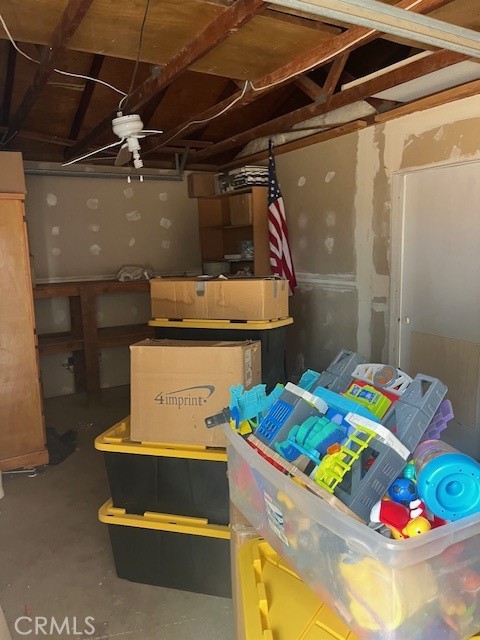 11847 Pinon Avenue, Hesperia CA: https://media.crmls.org/medias/2ffbad20-6f4d-4a46-86fc-1815b9c55c77.jpg