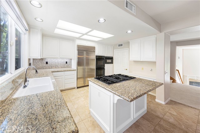 3 Chandon, Newport Coast CA: https://media.crmls.org/medias/2ffc695b-838f-438d-8046-86b4c17dd8cb.jpg
