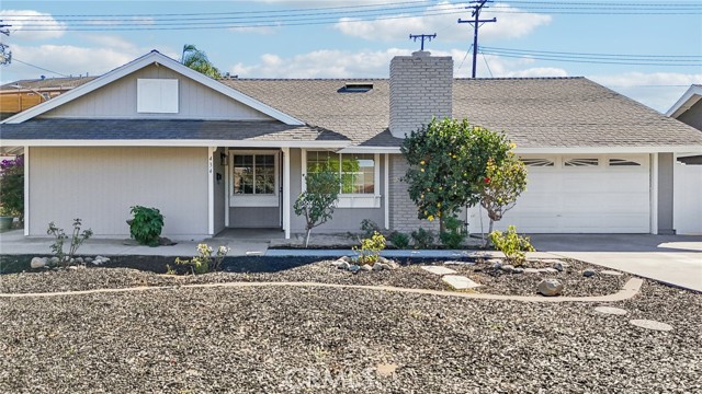 Detail Gallery Image 2 of 56 For 434 Teton Pl, Corona,  CA 92879 - 4 Beds | 2 Baths