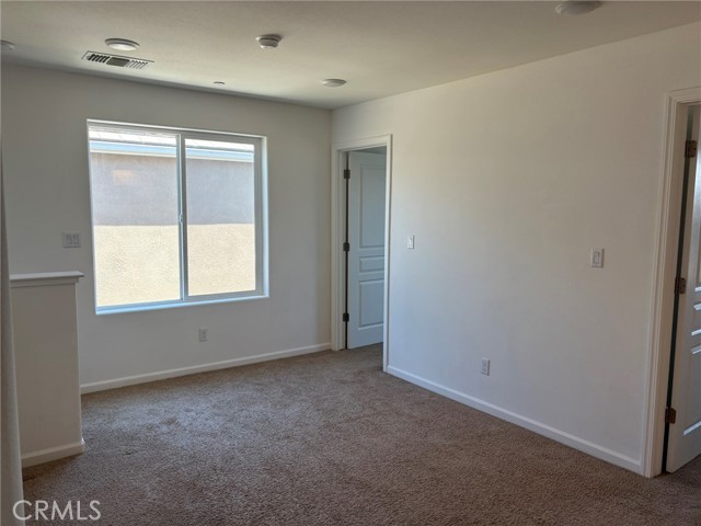 Detail Gallery Image 13 of 24 For 70 Drake St, Madera,  CA 93638 - 4 Beds | 2/1 Baths