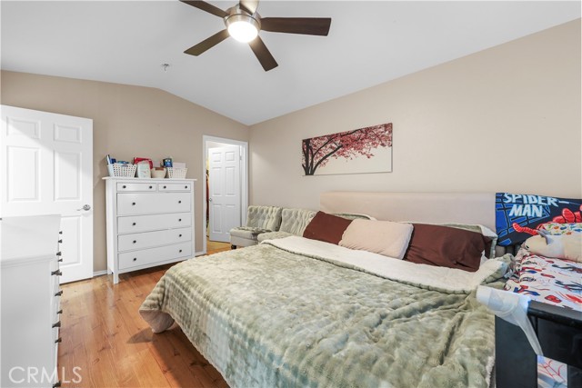 Detail Gallery Image 9 of 13 For 9001 Owensmouth #28,  Canoga Park,  CA 91304 - 3 Beds | 3 Baths