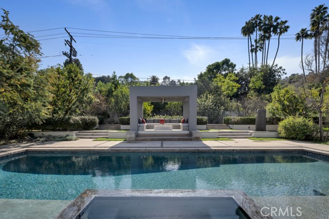 Detail Gallery Image 70 of 75 For 17950 Rancho St, Encino,  CA 91316 - 5 Beds | 6 Baths