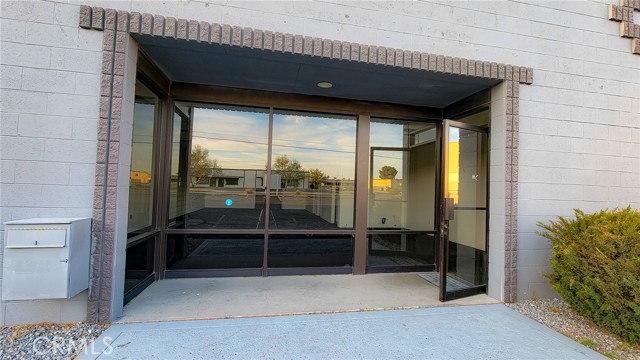  Commercial for Sale in Victorville, California