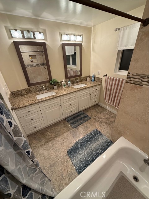 1571 E Palm, Covina CA: https://media.crmls.org/medias/300168e2-bb0e-43fb-909c-c541284d94dd.jpg