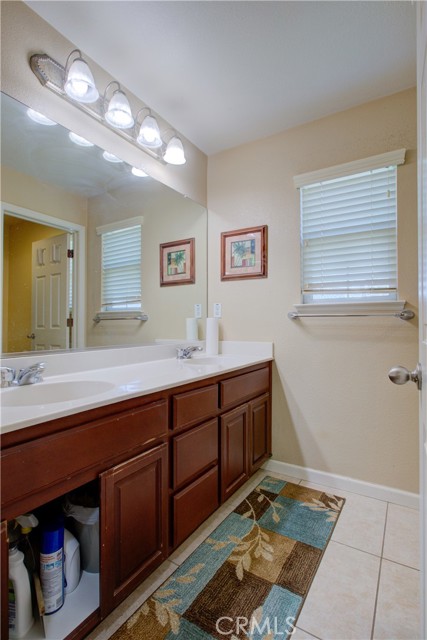 Detail Gallery Image 36 of 55 For 1492 Antioch Ct, Merced,  CA 95348 - 5 Beds | 2/1 Baths