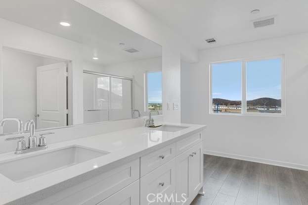 33188 Bittersweet Street, Winchester CA: https://media.crmls.org/medias/3001dea7-6242-4bca-b239-e608da6ab025.jpg