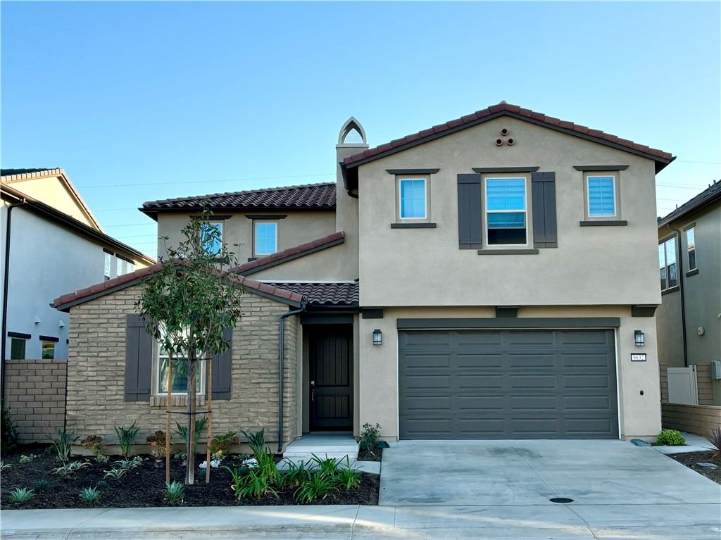 Detail Gallery Image 1 of 26 For 9632 Gisler Dr, Huntington Beach,  CA 92646 - 4 Beds | 3/1 Baths