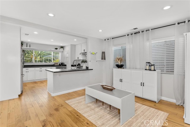 Detail Gallery Image 6 of 18 For 14594 Carmel Ridge, San Diego,  CA 92128 - 3 Beds | 2/1 Baths