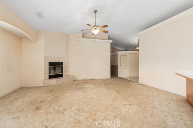 Detail Gallery Image 9 of 31 For 2500 W Perez, Visalia,  CA 93291 - 3 Beds | 2 Baths