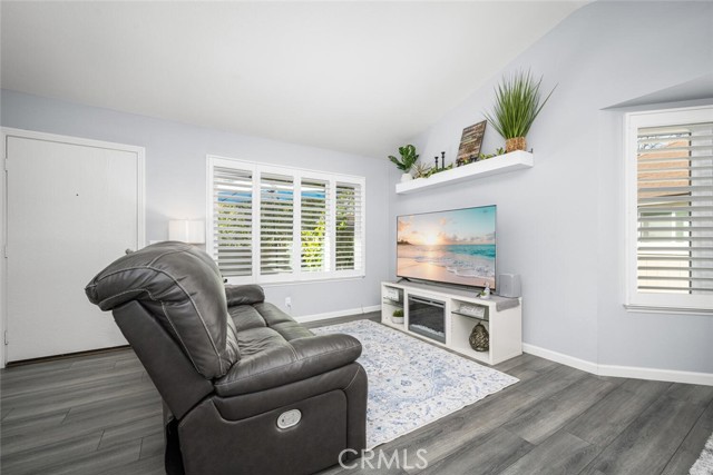 Image 8 of 40 For 7774 Ramsdale Way