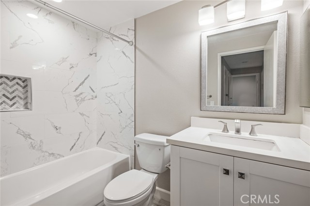 Detail Gallery Image 12 of 20 For 3 Mirror #40,  Irvine,  CA 92604 - 3 Beds | 2 Baths