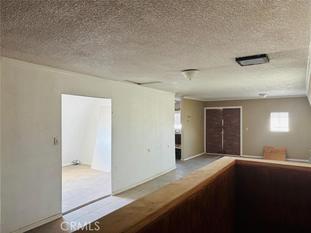 11690 Camp Rock Rd, Lucerne Valley CA: https://media.crmls.org/medias/300735db-6b76-489d-81d3-475b51b7a9f4.jpg