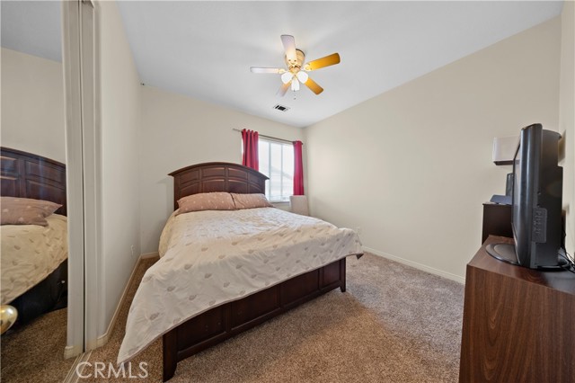 Detail Gallery Image 20 of 40 For 34291 Viewpoint Ct, Yucaipa,  CA 92399 - 4 Beds | 2 Baths