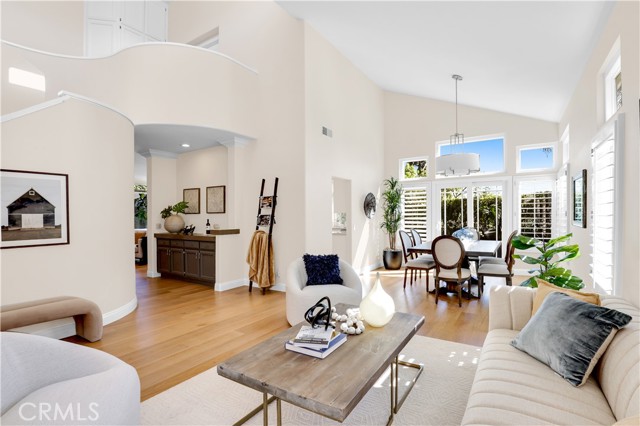 Detail Gallery Image 4 of 59 For 10 Glastonbury, Laguna Niguel,  CA 92677 - 4 Beds | 3/1 Baths