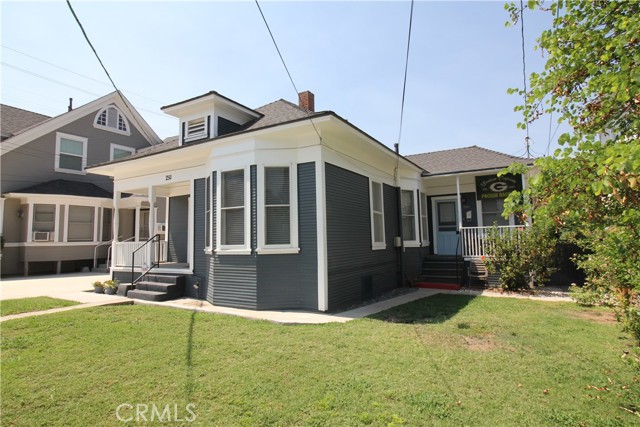 250 SONORA Street, Redlands CA: https://media.crmls.org/medias/3007a66d-98e1-4f86-baf2-f0ecc74432ca.jpg