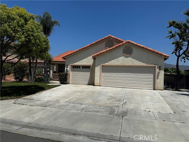 Detail Gallery Image 1 of 31 For 969 Peaceful Ln, San Jacinto,  CA 92582 - 4 Beds | 2 Baths