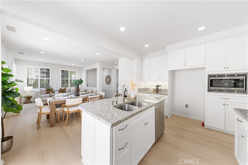 30086f55 44ff 4c13 89a2 874f2addd7ed