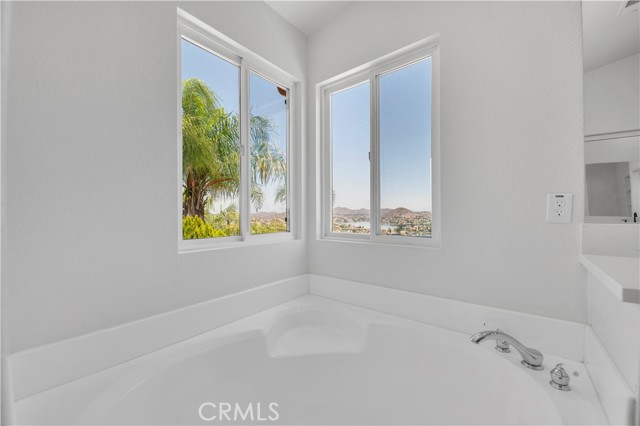 Detail Gallery Image 39 of 58 For 29 Villa Valtelena, Lake Elsinore,  CA 92532 - 4 Beds | 3 Baths