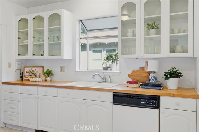 Detail Gallery Image 17 of 28 For 363 East 1st Avenue, Chico,  CA 95926 - 2 Beds | 1 Baths