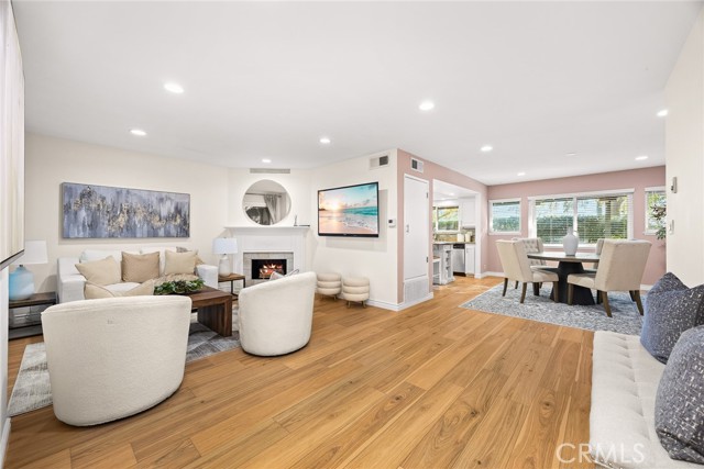 Detail Gallery Image 7 of 20 For 2441 Loma Vista, Pasadena,  CA 91104 - 3 Beds | 2/1 Baths