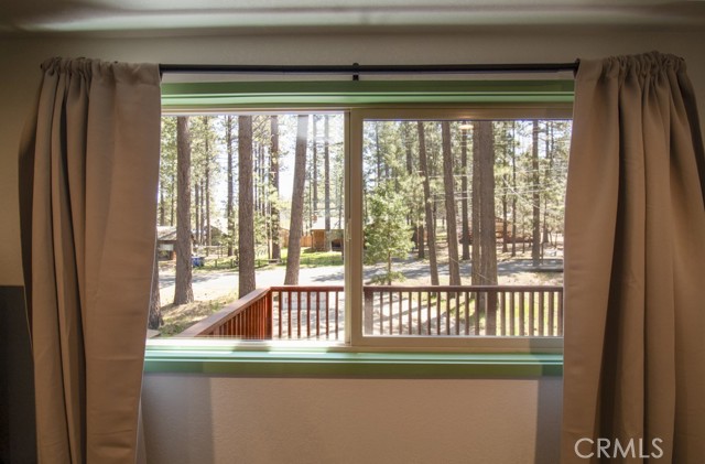 Detail Gallery Image 22 of 25 For 578 Conklin Rd, Big Bear Lake,  CA 92315 - 3 Beds | 2 Baths