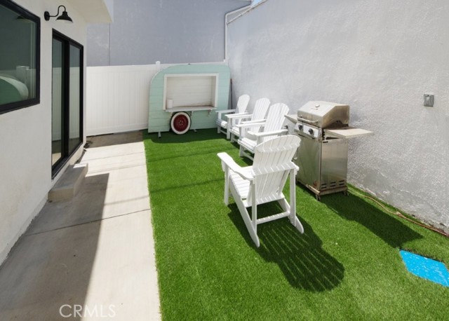 Detail Gallery Image 21 of 22 For 728 Euclid St #E,  Santa Monica,  CA 90402 - 1 Beds | 1 Baths