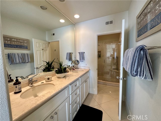 17 Centre Court # 86, Dana Point, California 92629, 2 Bedrooms Bedrooms, ,2 BathroomsBathrooms,Residential Lease,For Rent,17 Centre Court # 86,CROC23206212