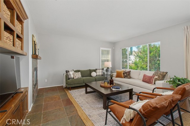 Detail Gallery Image 8 of 38 For 33293 Manchester Rd, Temecula,  CA 92592 - 4 Beds | 2/1 Baths