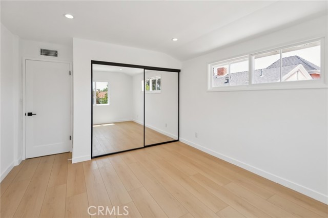 23509 Community Street, West Hills CA: https://media.crmls.org/medias/300fa8f4-8fae-4352-9939-d69126426022.jpg