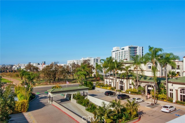 Detail Gallery Image 21 of 27 For 9229 Regents #L406,  La Jolla,  CA 92037 - 2 Beds | 2 Baths