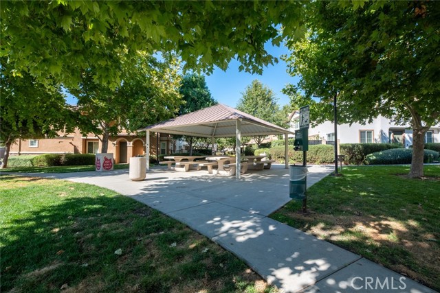 Image 30 of 36 For 43078 Avenida Amistad