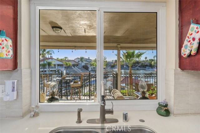 Detail Gallery Image 12 of 38 For 30249 Point Marina Dr, Canyon Lake,  CA 92587 - 3 Beds | 2/1 Baths