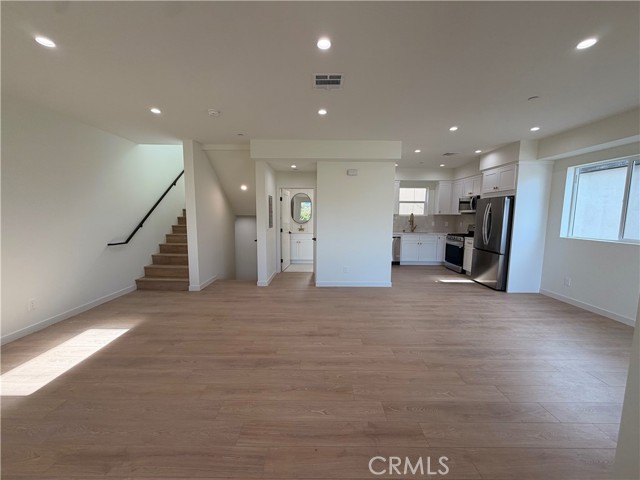 Detail Gallery Image 11 of 26 For 415 N La Fayette Park, Los Angeles,  CA 90026 - – Beds | – Baths