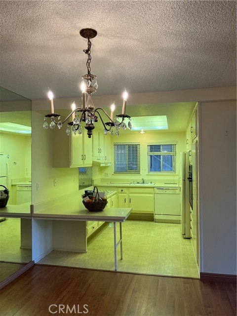 Detail Gallery Image 17 of 26 For 953 Avenida Carmel, Unit B, Laguna Woods,  CA 92637 - 2 Beds | 2 Baths