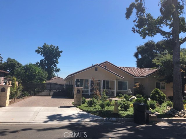 6136 Camellia Avenue, Temple City CA: https://media.crmls.org/medias/301126d4-b7ee-4564-88a3-a589d43f5114.jpg