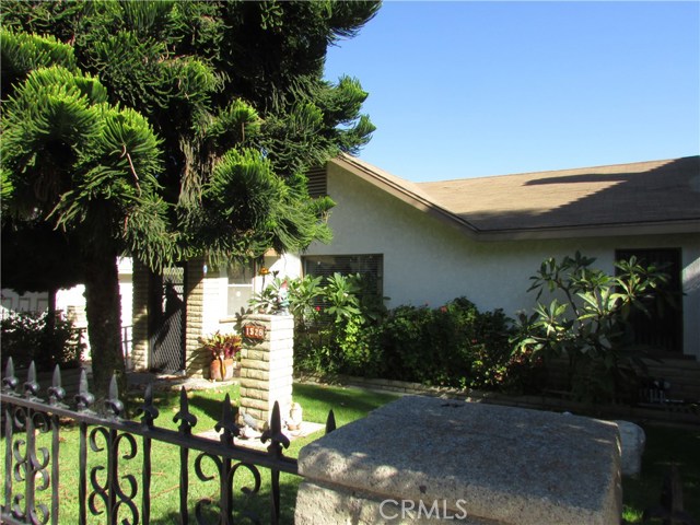 1528 Stanford Avenue, Redondo Beach, California 90278, 3 Bedrooms Bedrooms, ,1 BathroomBathrooms,Residential,Sold,Stanford,SB19022050