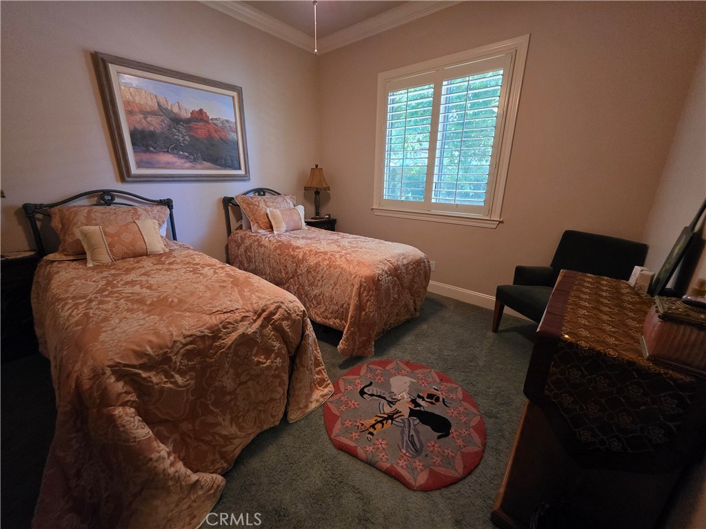 https://media.crmls.org/medias/3011d059-11a6-4f2a-bf7a-51274007cfdb.jpg?preset=X-Large
