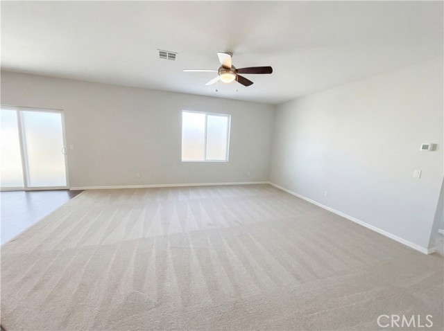 Detail Gallery Image 3 of 25 For 16818 Desert Willow, Victorville,  CA 92394 - 5 Beds | 3 Baths