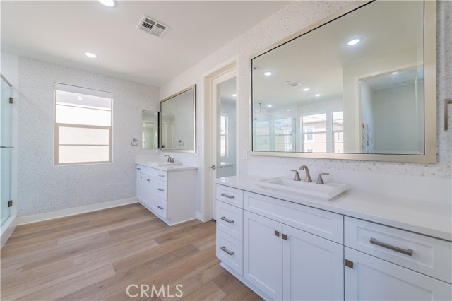 Detail Gallery Image 12 of 21 For 53 Lunar, Irvine,  CA 92618 - 4 Beds | 4/1 Baths