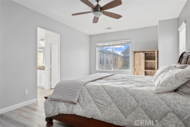 341 W Pebble Creek Lane, Orange CA: https://media.crmls.org/medias/3013776c-05c7-401b-8976-3737b2d12bd1.jpg