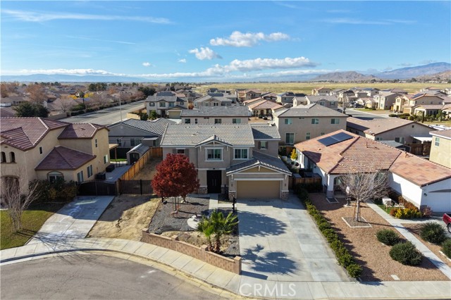 Detail Gallery Image 4 of 49 For 2517 San Madrid Way, Rosamond,  CA 93560 - 3 Beds | 2/1 Baths