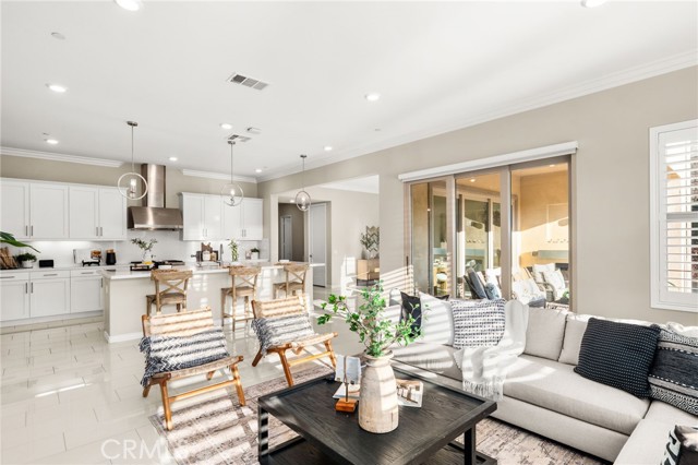 Detail Gallery Image 18 of 59 For 2413 Sierra Bella Dr, Corona,  CA 92882 - 5 Beds | 4/1 Baths