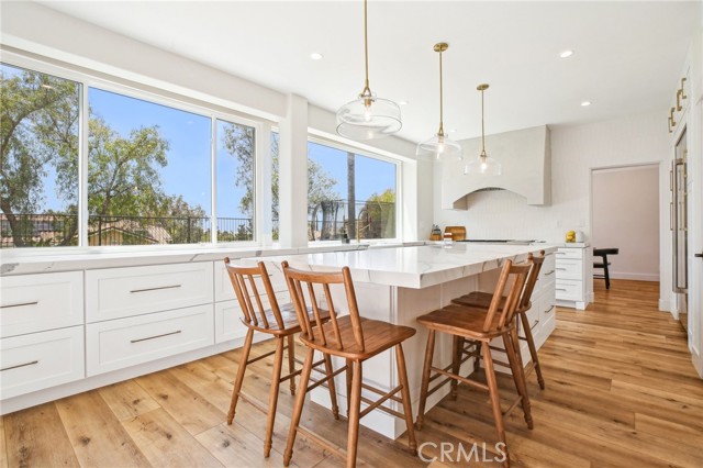 21391 Birdhollow Drive, Trabuco Canyon CA: https://media.crmls.org/medias/3015b360-67a9-412c-81b9-7db4ffcab2b9.jpg